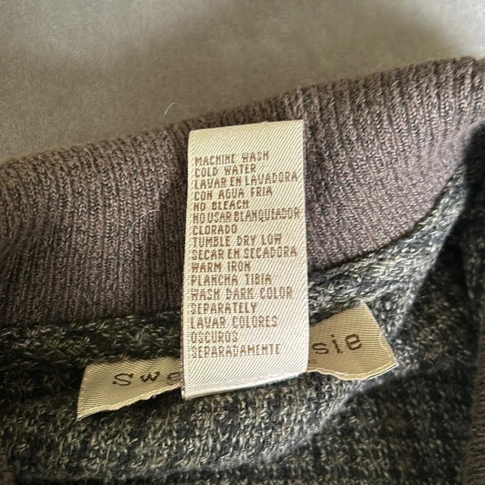 Sweet Jessie button up sweater